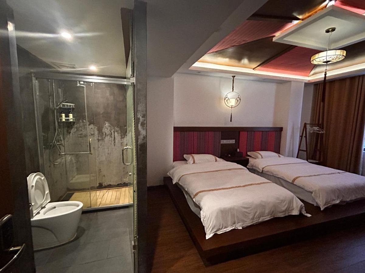 Family Hotel Чжанцзяцзе Экстерьер фото