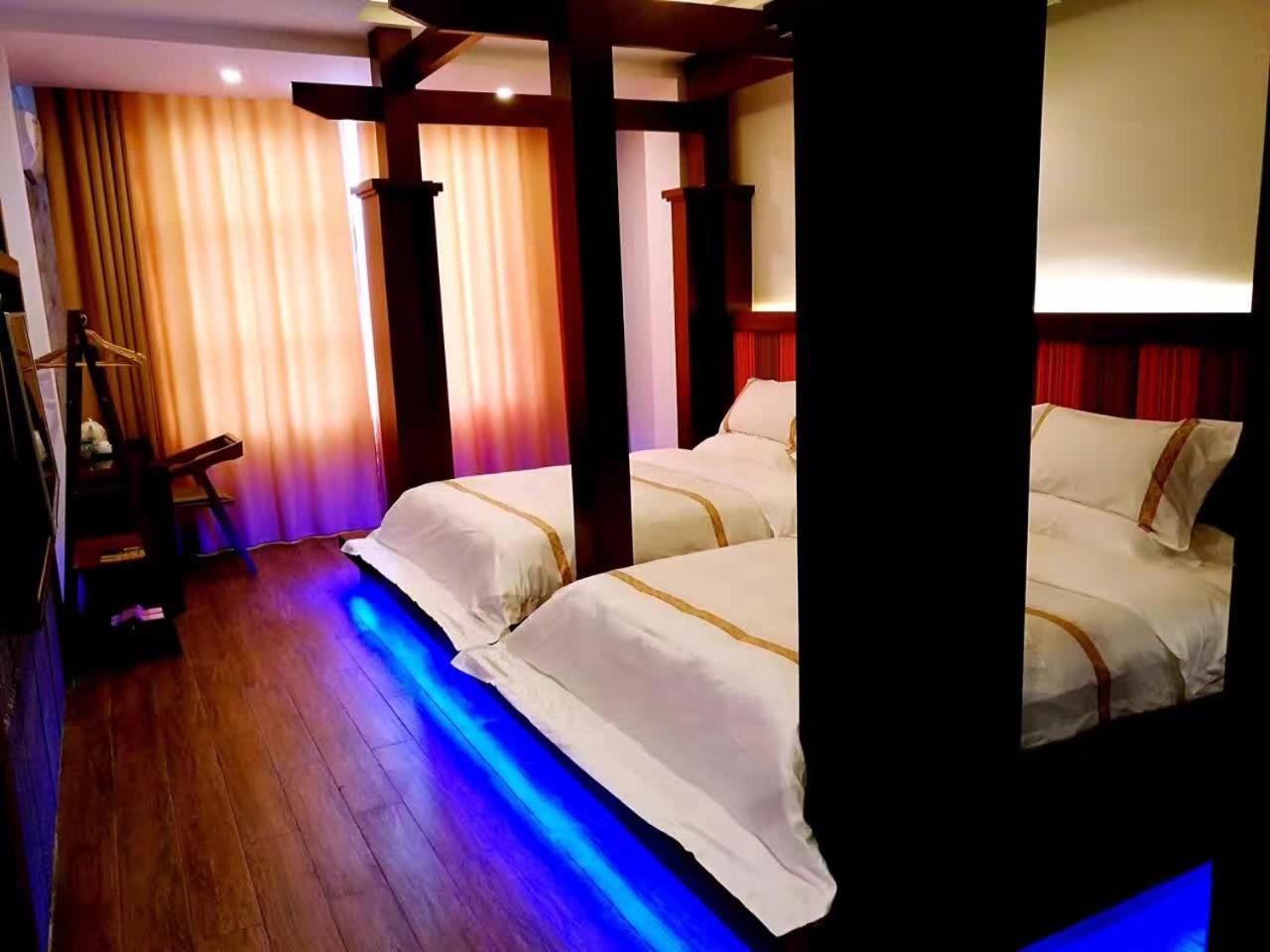 Family Hotel Чжанцзяцзе Экстерьер фото
